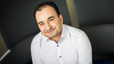 Dr. Bogdan Munteanu