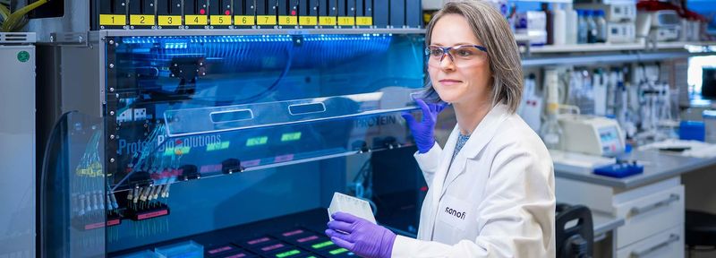 Sevim Özgür Brüderle im Labor