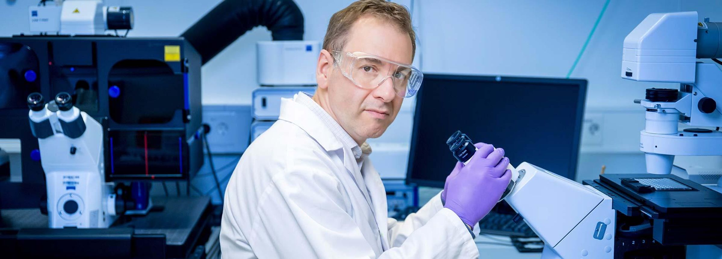 Vladimir Litvak im Labor